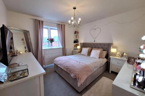 Bedroom 2.jpg