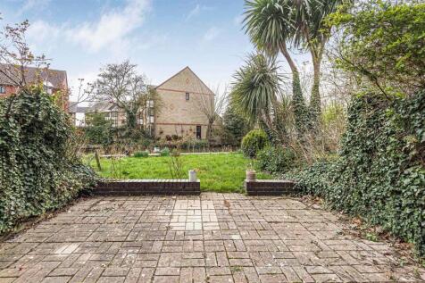Property Image 32