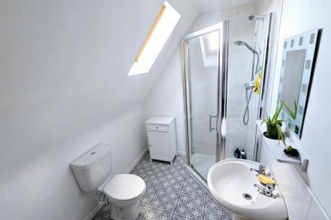 Shower room.jpg