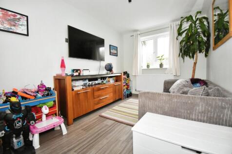Snug / Dining area