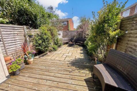 New Rear Garden Shot