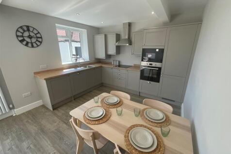 New Kitchen/Diner Shot