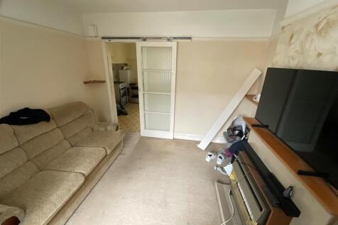Lounge 2