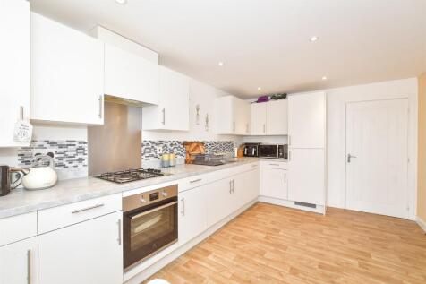Lounge/ Kitchen