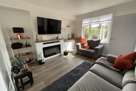 Lounge 2