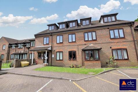 Barnetts Court 1.jpg