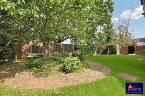 Barnetts Court 2 .jpg