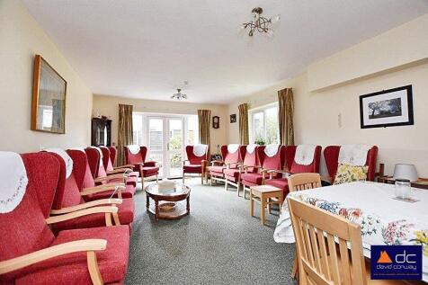 Barnetts Court 4.jpg