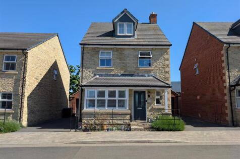 yarnbrook gardens - new front pic.jpg