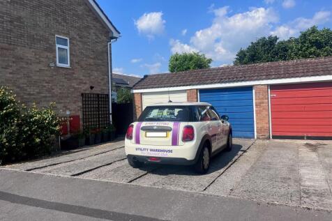 garage.jpg