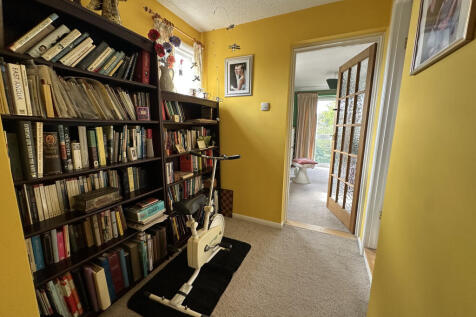 Photo 22-09-2025, 12 37 46