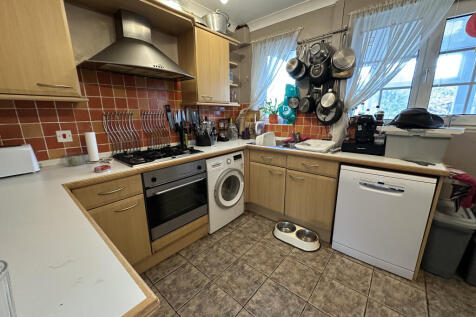 Photo 13-10-2025, 11 42 01