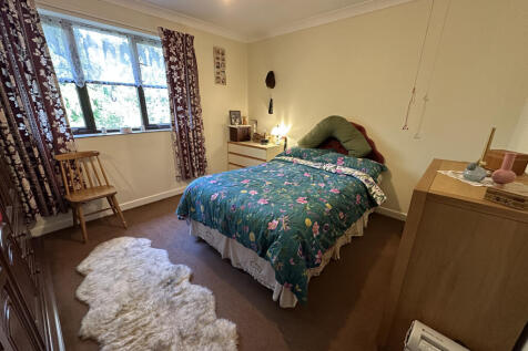 Photo 21-10-2025, 11 44 19