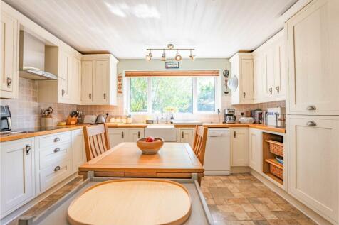 KITCHEN DINER 01.jpg
