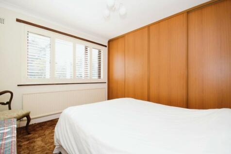 BEDROOM 3.jpg