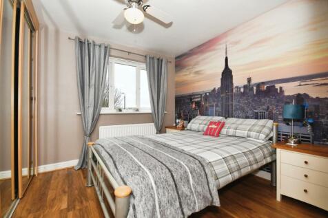 BEDROOM 1.jpg