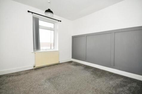 BEDROOM 2.jpg