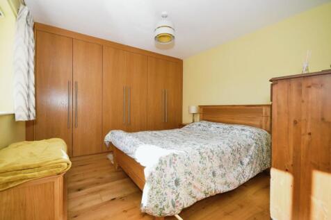 BEDROOM 3.jpg