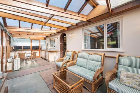 CONSERVATORY.jpg