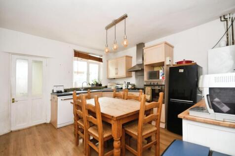 KITCHEN DINER 01.jpg