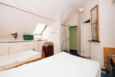 BED 1 02.jpg