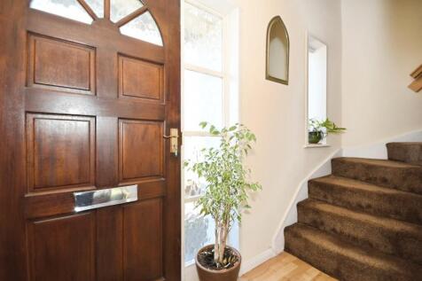 ENTRANCE HALL.jpg