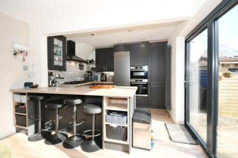 KITCHEN DINER 01.jpg