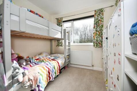 BED 2.jpg