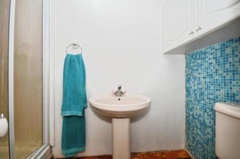 EN SUITE.jpg