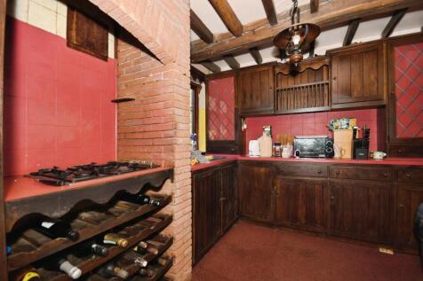 KITCHEN.jpg