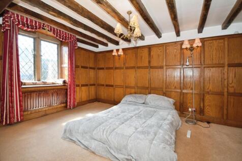 BEDROOM 2.jpg