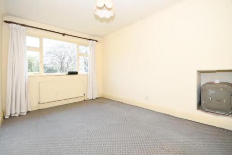 BEDROOM 4.jpg