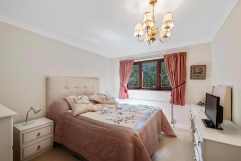 BEDROOM 2.jpg