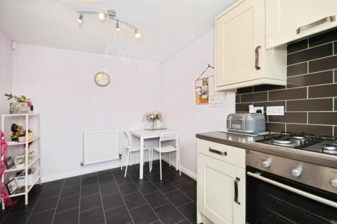 KITCHEN 03.jpg