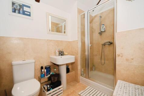 EN SUITE.jpg