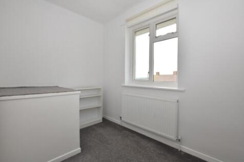 Bedroom 3 1.JPG