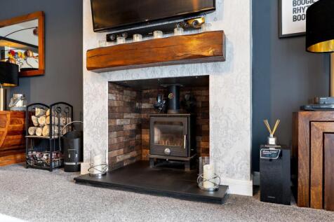 FIREPLACE.jpg
