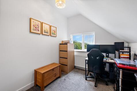 BEDROOM 3 02.jpg