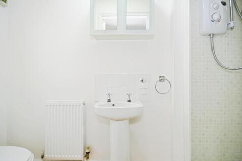 EN SUITE.jpg