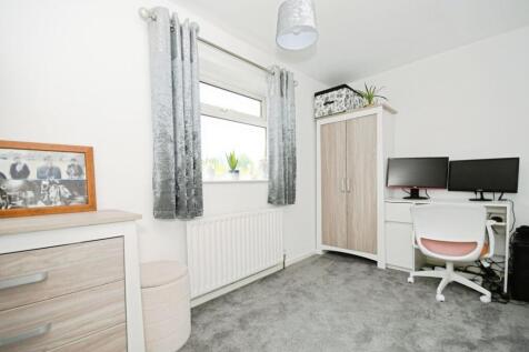 BEDROOM 2.jpg