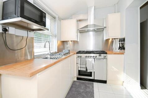 KITCHEN 03.jpg