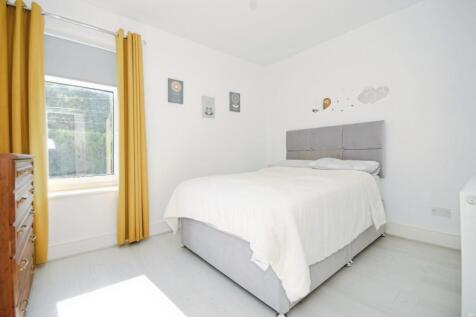 BEDROOM 3.jpg