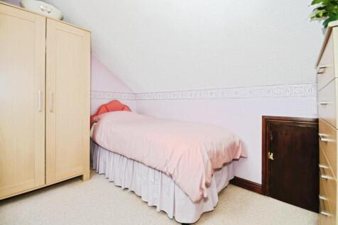 BEDROOM 3.jpg