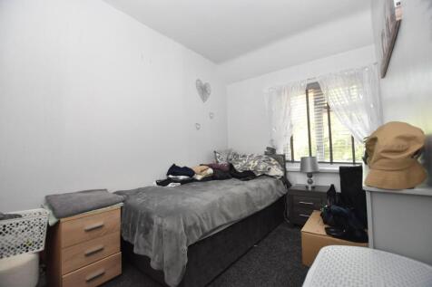 bed 3.jpg