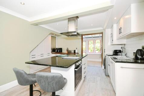 KITCHEN DINER 02.jpg