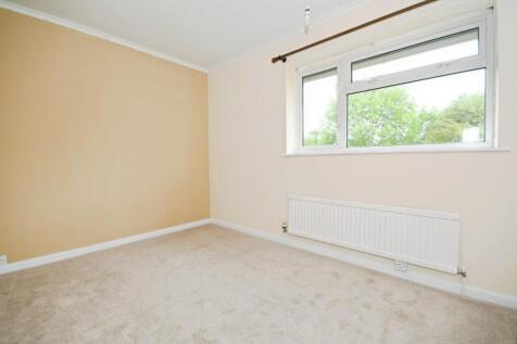 BEDROOM 2.jpg