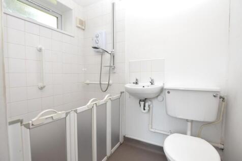 Shower room.jpg