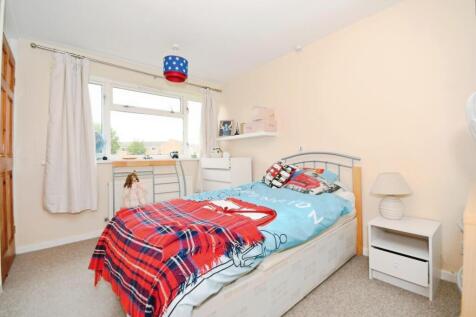 BEDROOM 2.jpg