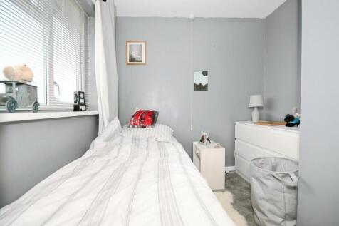BEDROOM 3.jpg