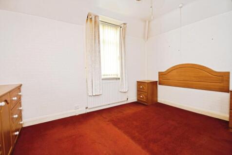 BEDROOM 2.jpg
